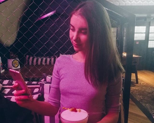 Яна привлекальеная девушка из Боково-Хрустального цена от 3000 руб