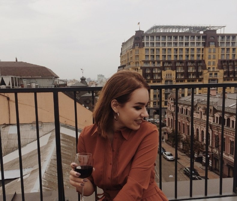 Ася привлекальеная девушка из Боково-Хрустального цена от 3000 руб