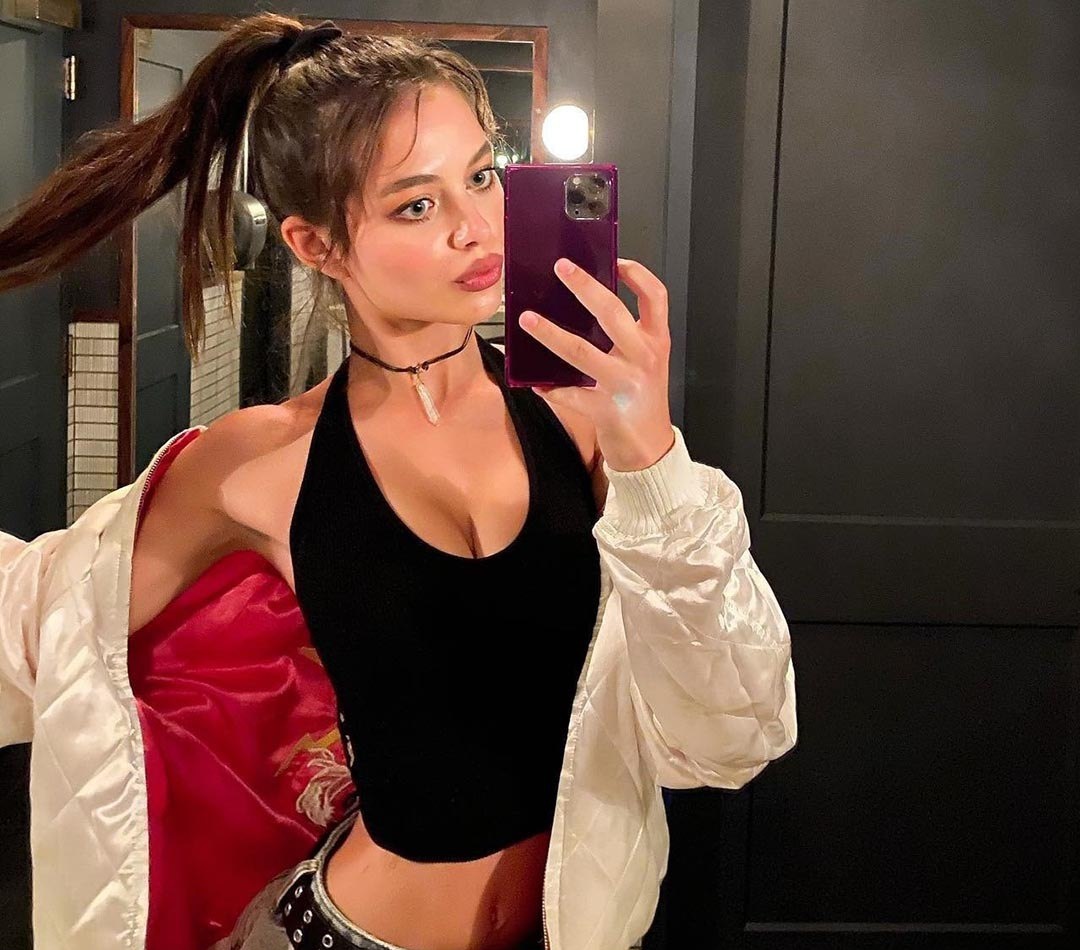 Ирина привлекальеная девушка из Боково-Хрустального цена от 3000 руб