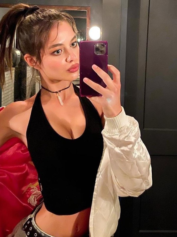 Ирина привлекательная девушка из Боково-Хрустального цена от 3000 руб