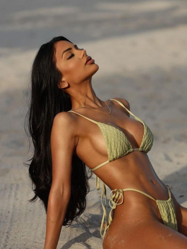 Жанна привлекательная девушка из Боково-Хрустального цена от 5000 руб