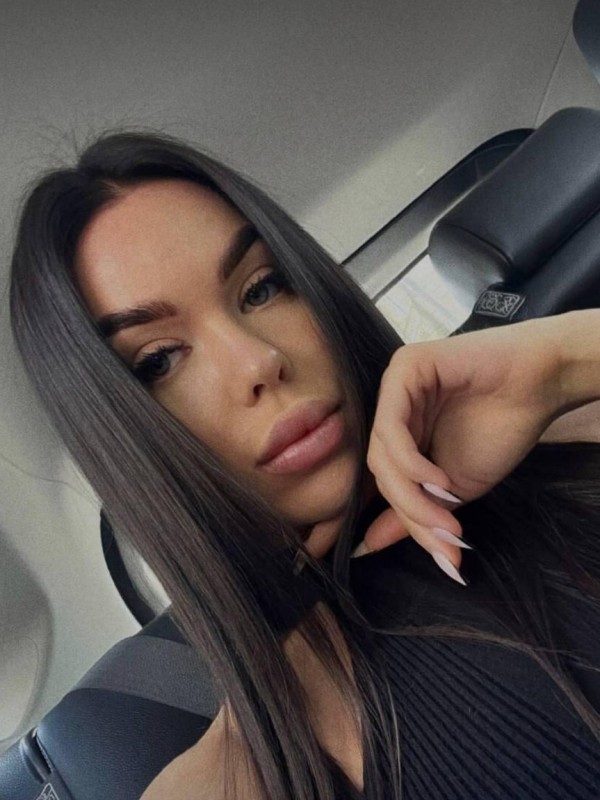 Наташа привлекательная девушка из Боково-Хрустального цена от 8000 руб